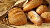 کنجد روی نان‌های سنتی مفید است یا مضر؟
