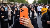 گوشی سامسونگ بهتر از ایفون است؟/ چرا مارک زاکربرگ گوشی سامسونگ را به آیفون ۱۷ ترجیح می‌‌دهد؟