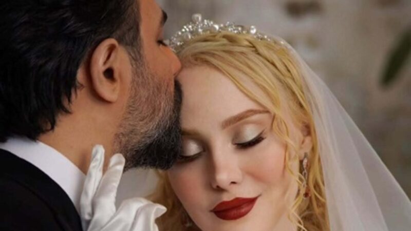 اختلاف سنی آرام جعفری با همسرش بابک انصاری ؛ شوهرش چند سال کوچک تر است؟