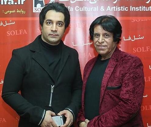 امید جهان در کنار پدرش