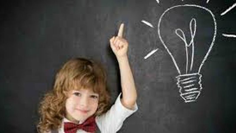 بازی فکری را حل کنید/ چرا زن بعد از دیدن عکس مهمانی شوهرش تصمیم به طلاق گرفت؟ 