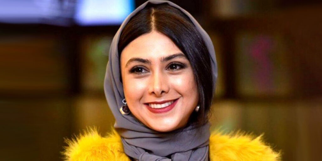 استایل موتورسواری آزاده صمدی