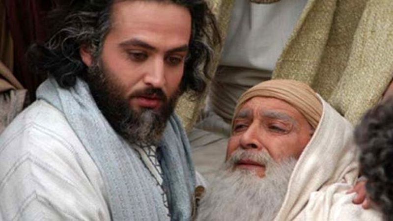 ماجرای بی احترامی یوزارسیف به پدرش درست است؟