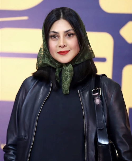 استایل مشکی آزاده صمدی