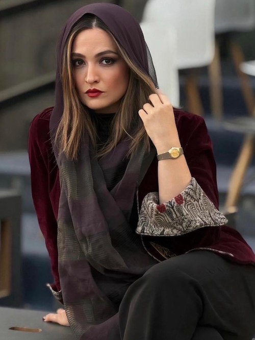 کت مخمل گلاره عباسی