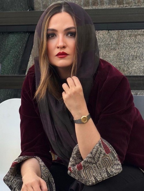 کت مخمل گلاره عباسی