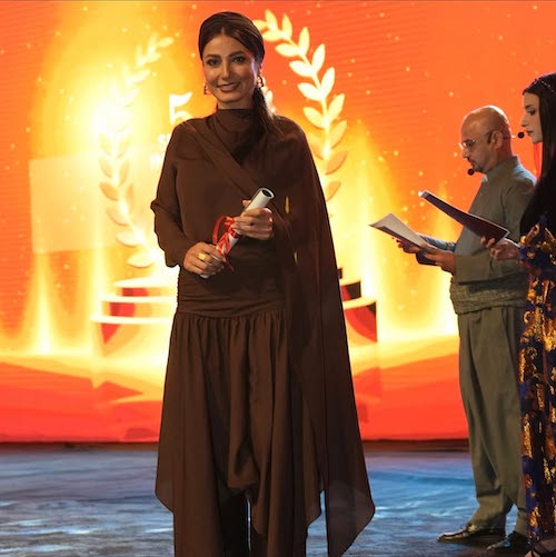 استایل قهوهایرنگ سمیرا حسنپور