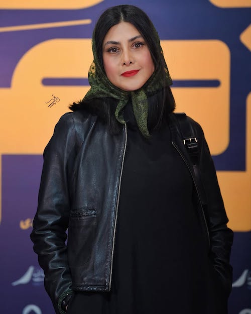 استایل مشکی آزاده صمدی