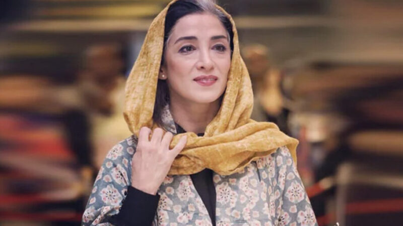 عکس| پانته‌آ پناهی‌ها با کت رنگارنگش دلبری کرد ؛ رونمایی از قالی کرمون سینمای ایران