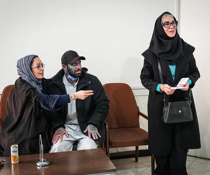 عکس خواهر و مادر امیر تتلو