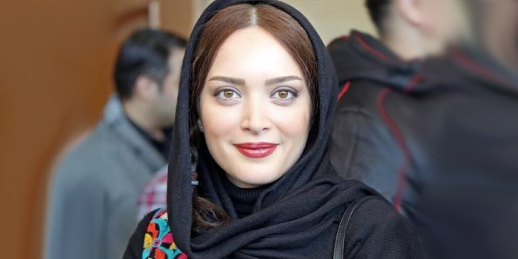 عکس| چهره جنجالی و عروسکی جدید بهنوش طباطبایی تمام نگاهها را به خود جلب کرد