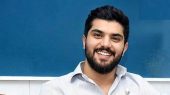 عکس/ صمیمیت بیش از حد سینا مهراد با حسن پورشیرازی در پشت‌صحنه سریال «بدنام»