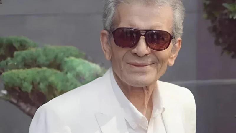 عکس| دلبری محمد شیری با این استایل/ تیپ رنگی سالارخان شب‌های برره در سن ۷۵سالگی غوغا به پا کرد