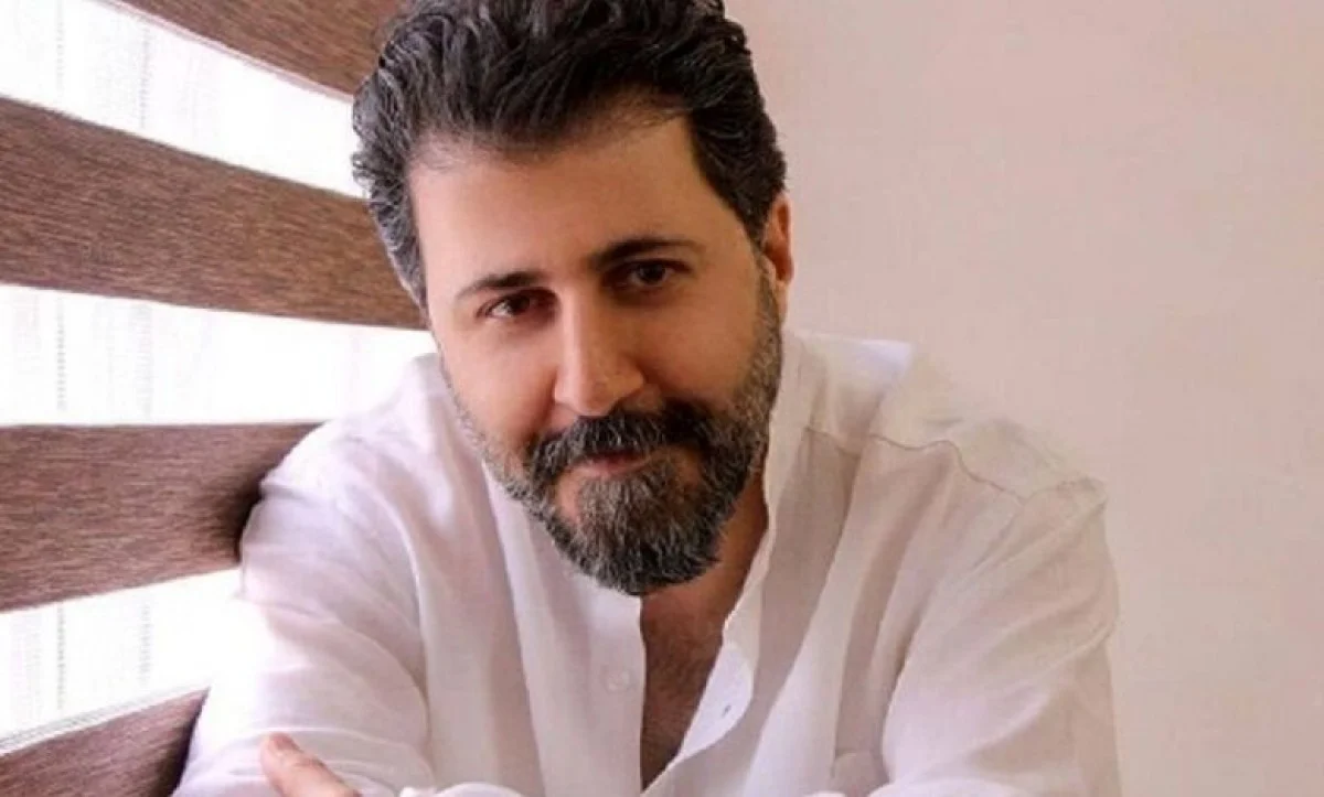 قاب احساسی هومن حاجی عبداللهی در کنار پسرش/ فکرش را می کردی پسر به این بزرگی داشته باشد؟