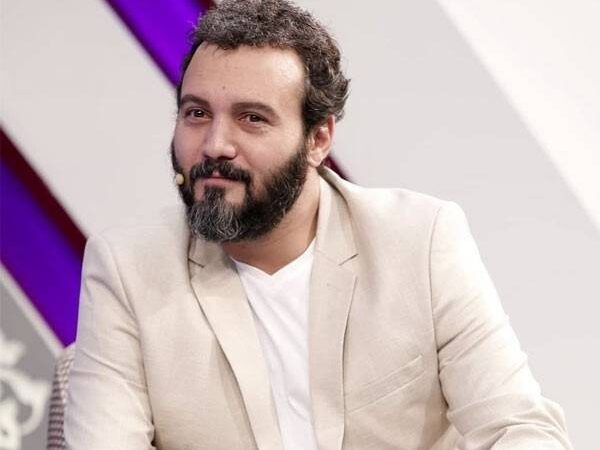 عکس| تصویری از تفریحات لاکچری کامبیز دیرباز و همسرش خارج از کشور