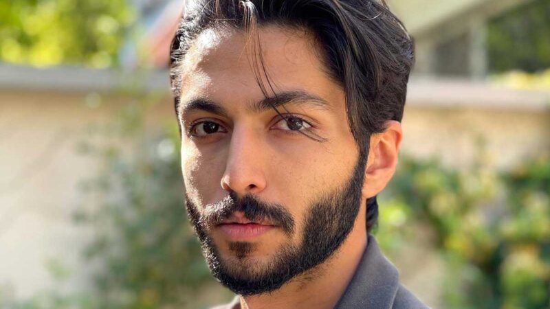 عکس| مدل موی عجیب کیسان دیباج ؛ بافت دخترانه‌ای که او را به ترند داغ رسانه‌های هنری تبدیل کرد