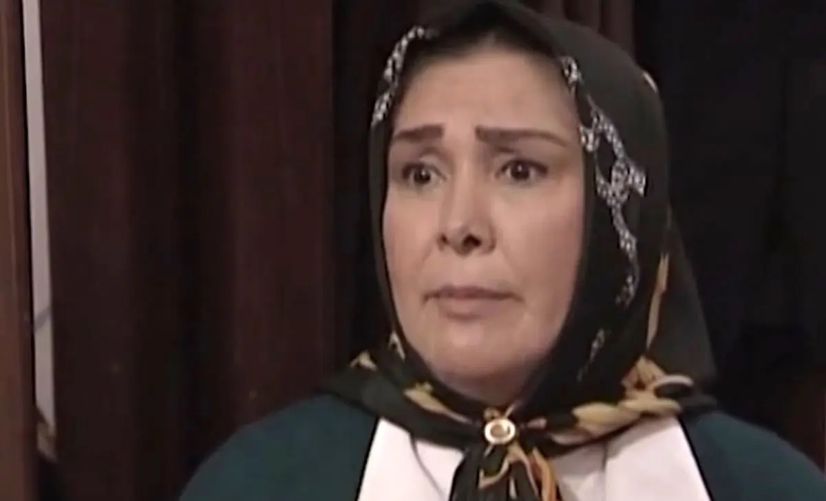 آفرین عبیسی