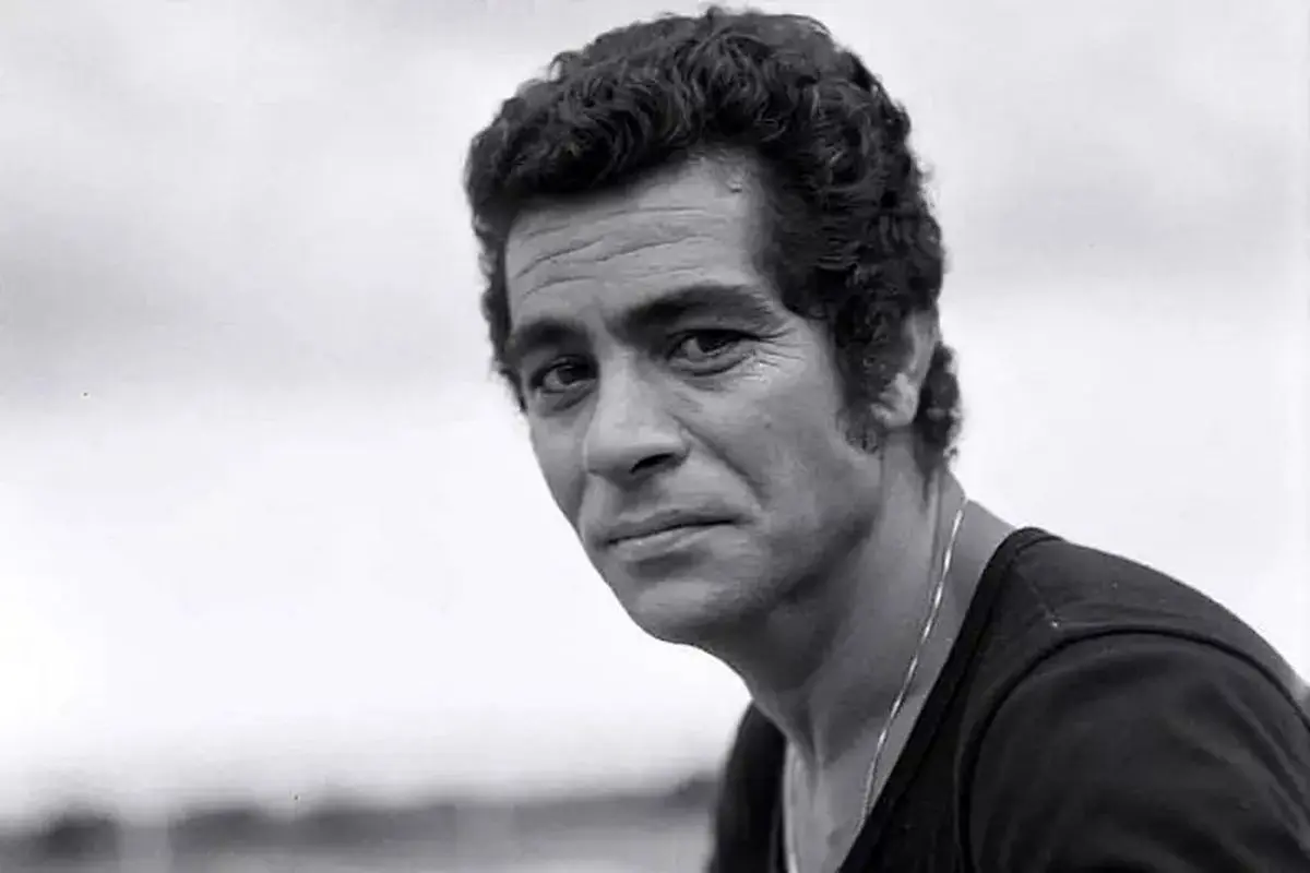 عکس| سفر در زمان ؛ دیدار صمیمانه بهروز وثوقی و بهرام رادان در رستوران‌های آمریکا