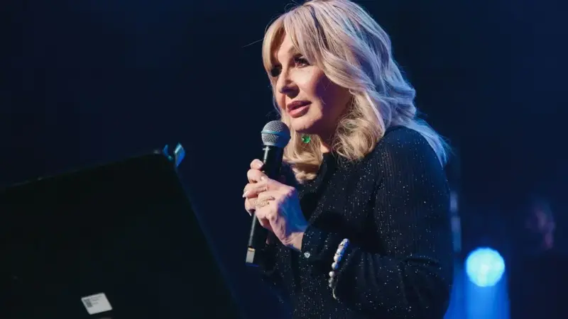 عکس| سفر در زمان؛ چهره گوگوش در 5 سالگی/ از بچگی دلبر بود؛ سال 1334