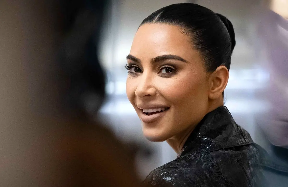 عکس پربازدید کیم کارداشیان قبل از عمل زیبایی/ این خانم را کلا نمی شناسید