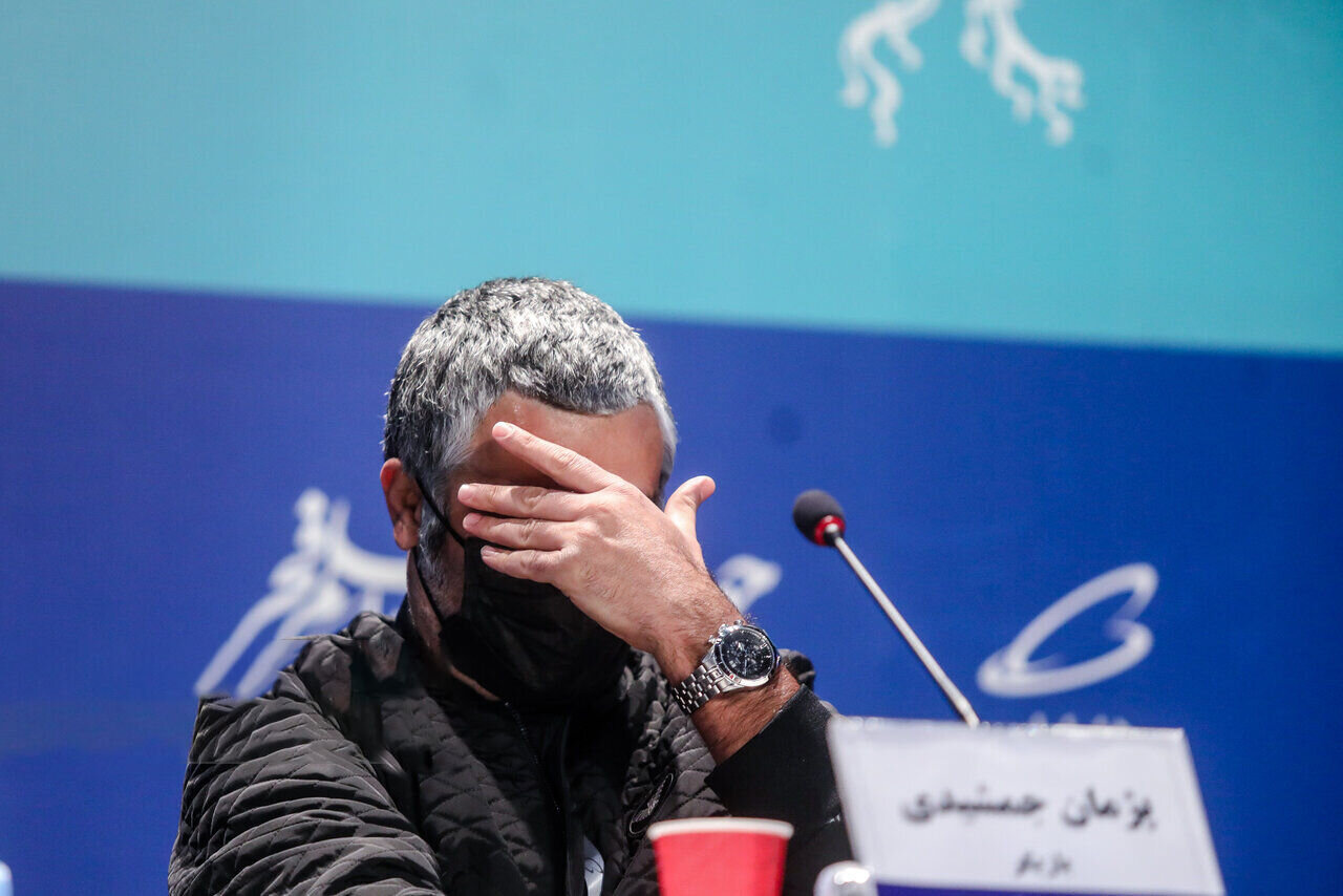 پشت پرده تاخیر مشکوک پژمان جمشیدی در بازگشت به ایران؛ چرا آقای بازیگر دیر آمد؟