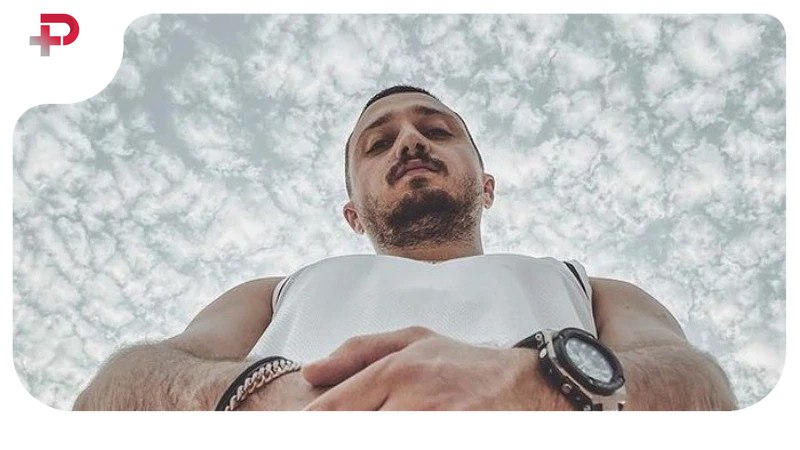 جدیدترین عکس محمدرضا شایع؛ لحظه صمیمانه با رفیق سیاه پوستش