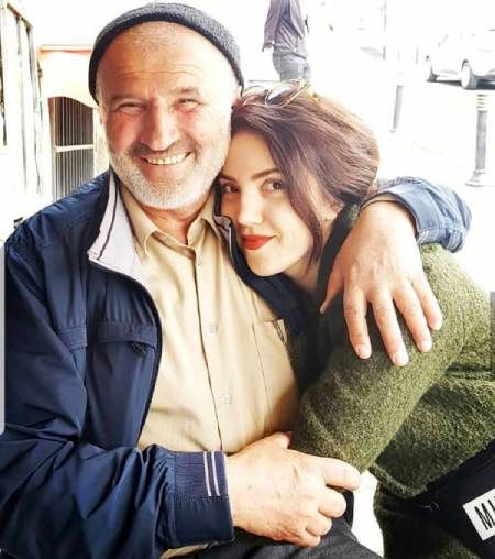 عایشه‌ گل جوشکن,بیوگرافی عایشه‌گل جوشکن,عکس عایشه‌ گل جوشکن