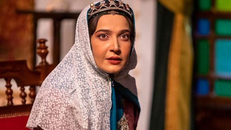 عکس هنری و خیره‌کننده الهام نامی؛ بازیگر زن سینمای ایران غوغا به پا کرد