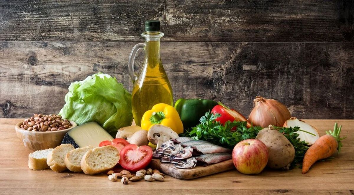 چرا تغذیه در فصل سرد اهمیت بیشتری دارد/ چه بخوریم که ذهن مان فعال بماند؟