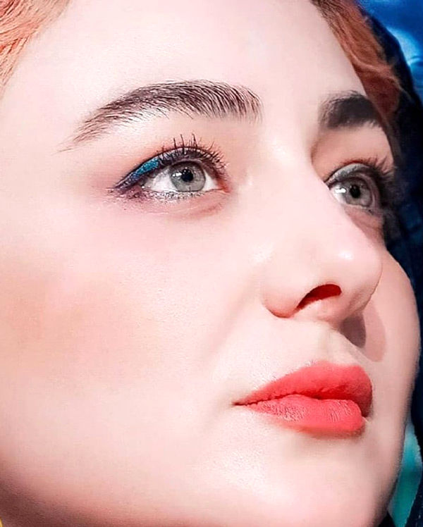 پرتره ویدا جوان - ویدا جوان سن