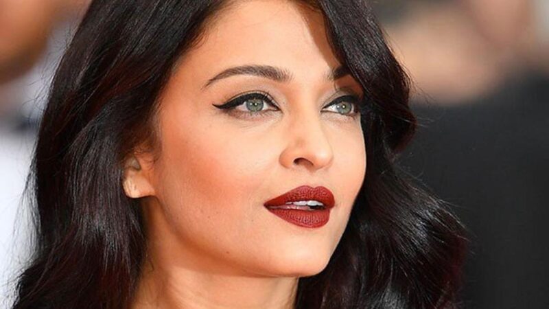 تصاویر دیده نشده از آلبوم عروسی آیشواریا را ببینید