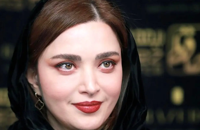 بهنوش طباطبایی