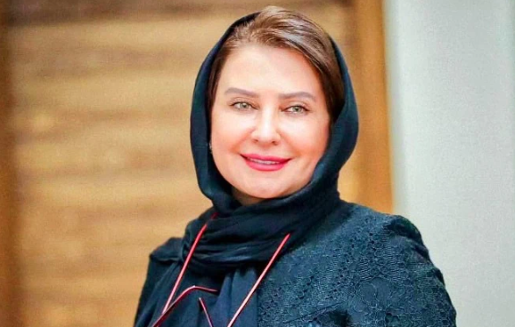 عکس| لعیا زنگنه هر روز جوان تر و زیباتر می شود/ استایل جوان‌پسند خانم بازیگر جلب توجه کرد