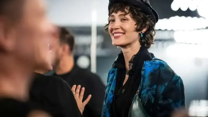 عکس| استایل دیدنی و جنجالی‌ فرشته حسینی در توکیو/ لباس همسر نوید محمدزاده سوژه شد