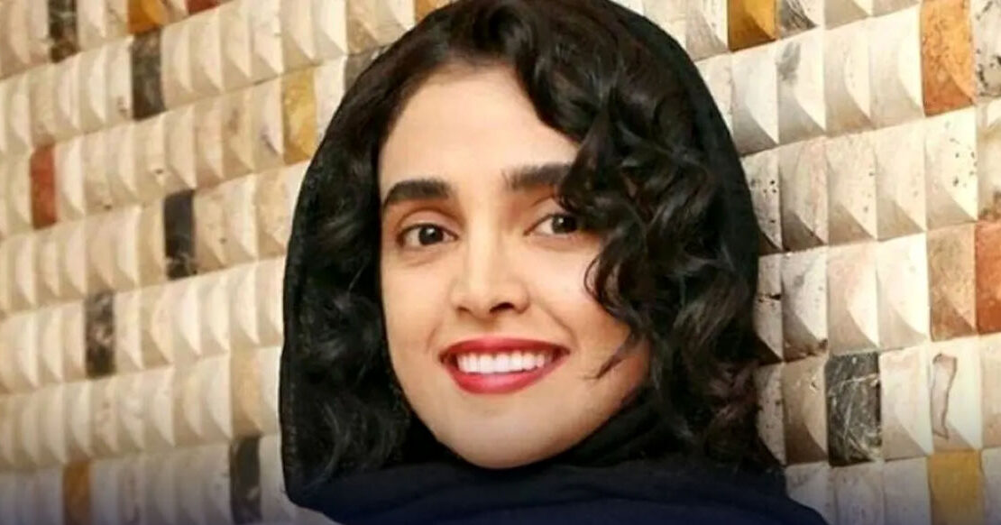 عکس| مادر زیبا و جوان الهه حصاری را دیده اید؟ / تو خوشگلی رو دست دخترش زده