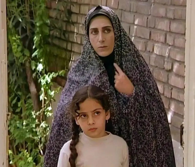 ترلان پروانه در سریال زیر تیغ