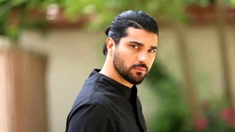 عکس| استایل شیک و کفش ۸۵ میلیونی سینا مهراد در کنار پردیس احمدیه؛ آقای هر روز بازیگر خوشتیپ تر می شود