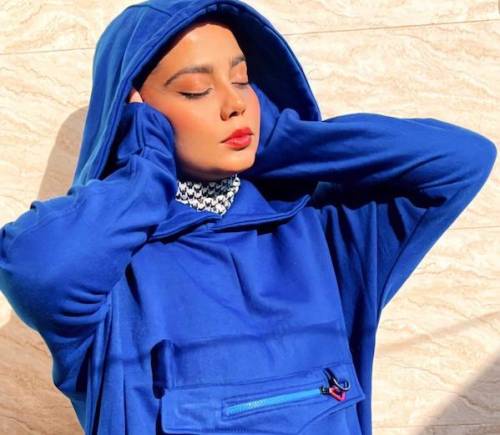 شقایق محمودی