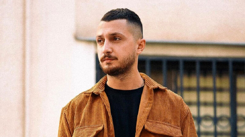 تصاویر تازه و بامزه از خانواده سه نفره شایع؛ همسر و فرزند اقای خواننده چه کیوت هستند