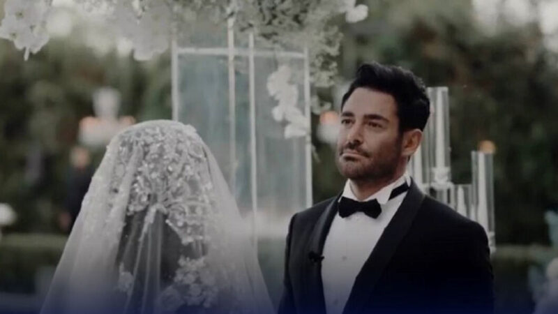 عکس| مادر با کلاس محمدرضا گلزار را دیده اید؟/ عجب مادر شوهری دارد آیسان