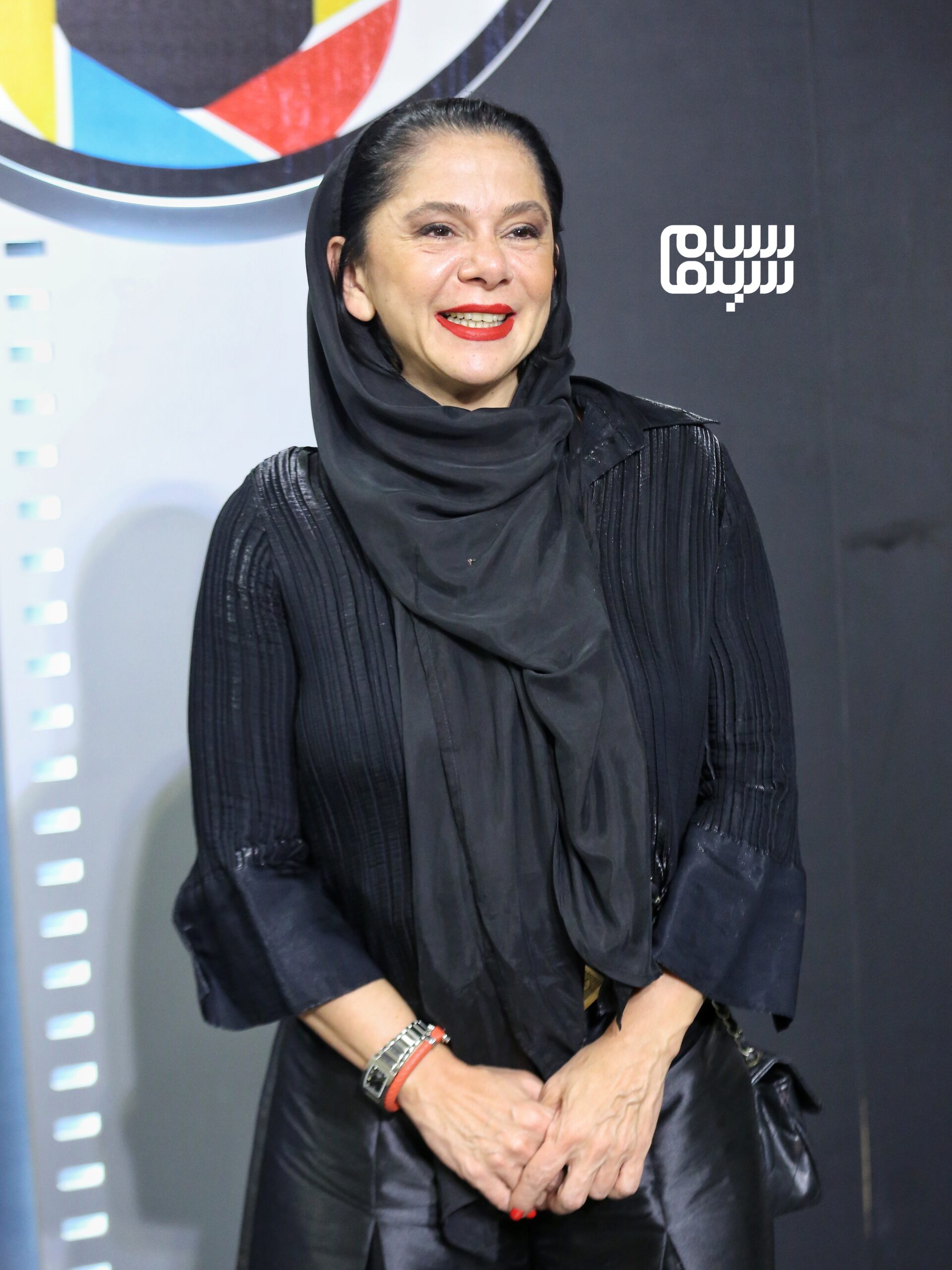 مستانه مهاجر