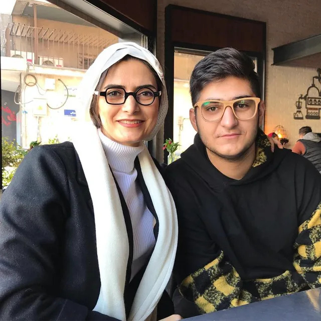 مهسا ملک مرزبان