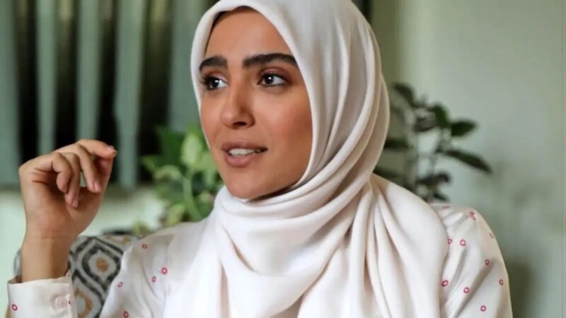 عکس| احساساتی شدن مونا کرمی در تولد پدرشوهرش؛ سنگ تمام برای پدر سپند امیرسلیمانی