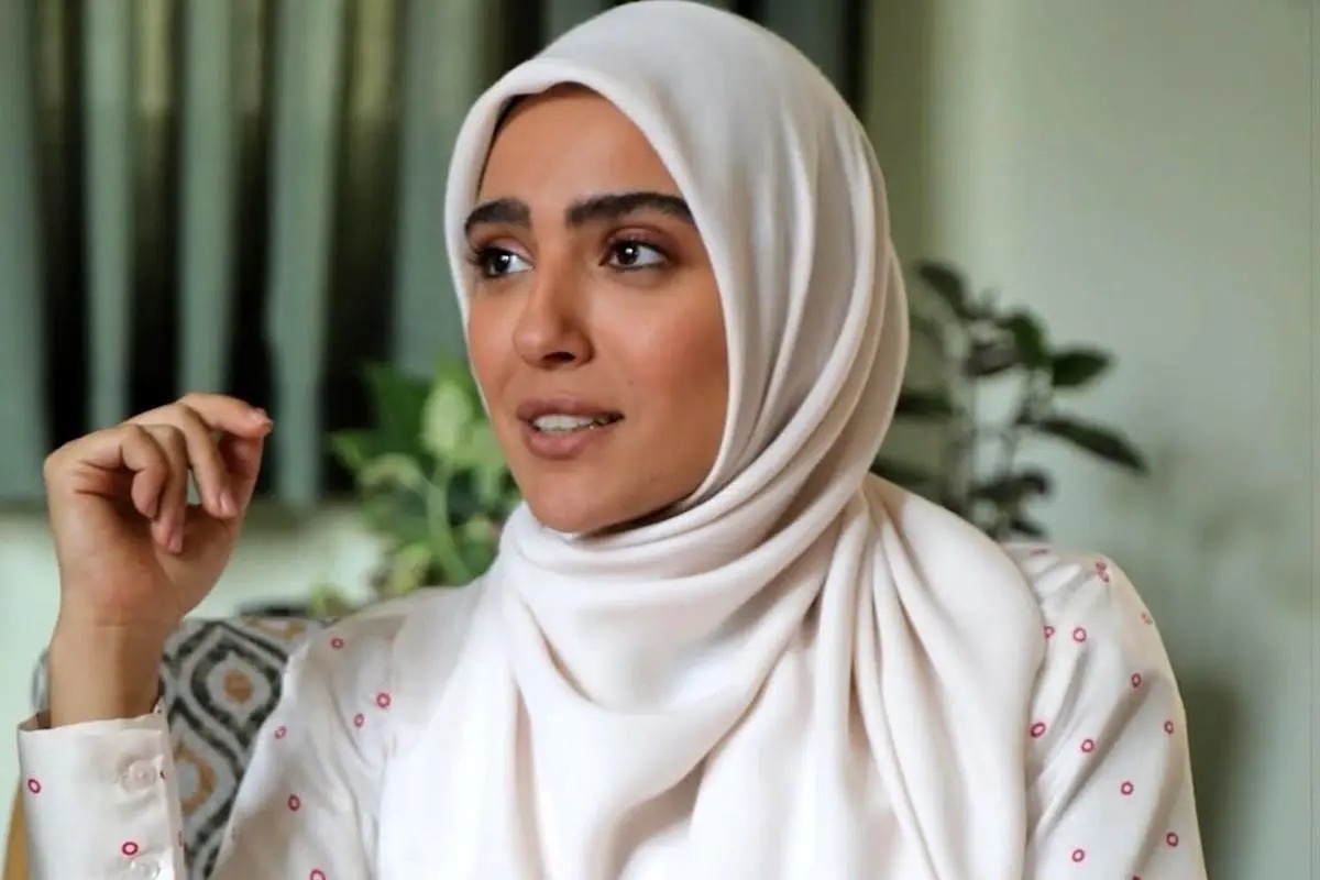 عکس| احساساتی شدن مونا کرمی در تولد پدرشوهرش؛ سنگ تمام برای پدر سپند امیرسلیمانی