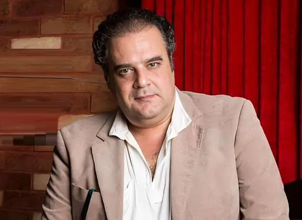 هومن برق نورد