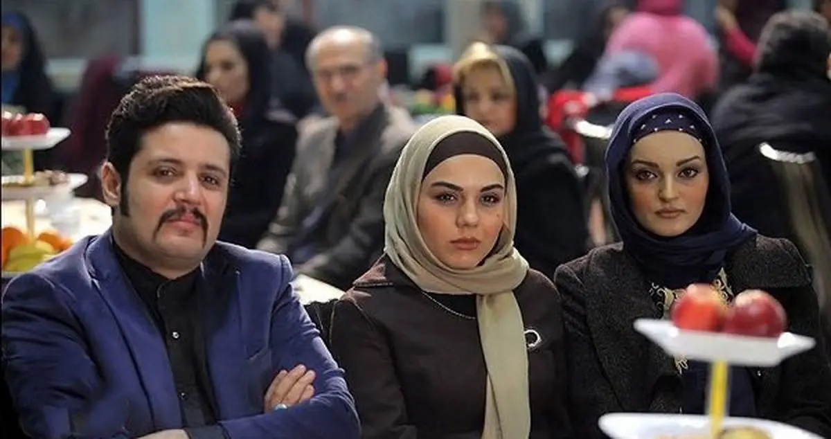 آزاده زارعی