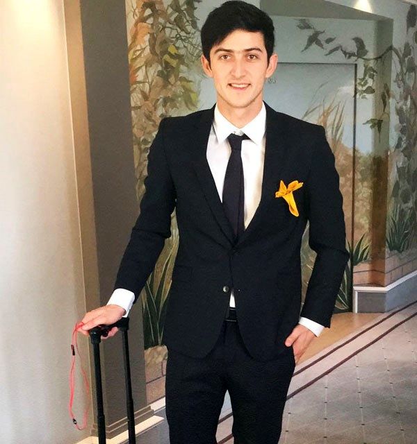 همه چیز در مورد سردار آزمون بازیکن فوتبال