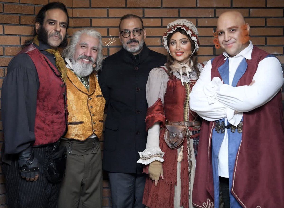 علیرضا قربانی در نمایش الیور توئیست 1