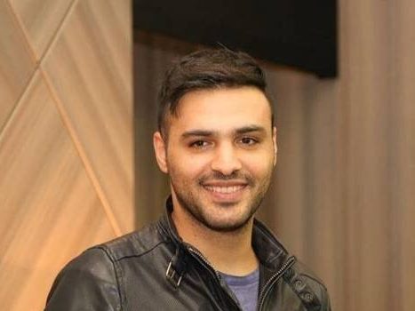 عکس| جشن تولد بی‌سروصدایِ سامان صفاری با تیپی دهه شصتی!