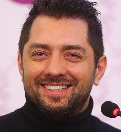 عکس| تفریح لاکچری بهرام رادان خارج از کشور ؛ دیدار جالب بهرام رادان و یک کانگورو در استرالیا